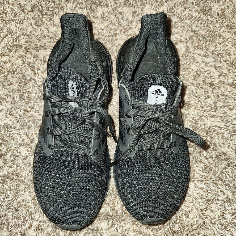 BLACK ADIDAS ULTRABOOST SHOES YOUTH 4